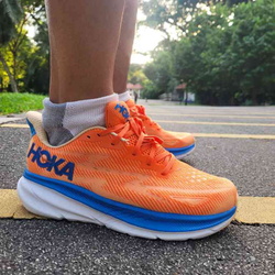 Hoka CLIFTON 9 shoe review