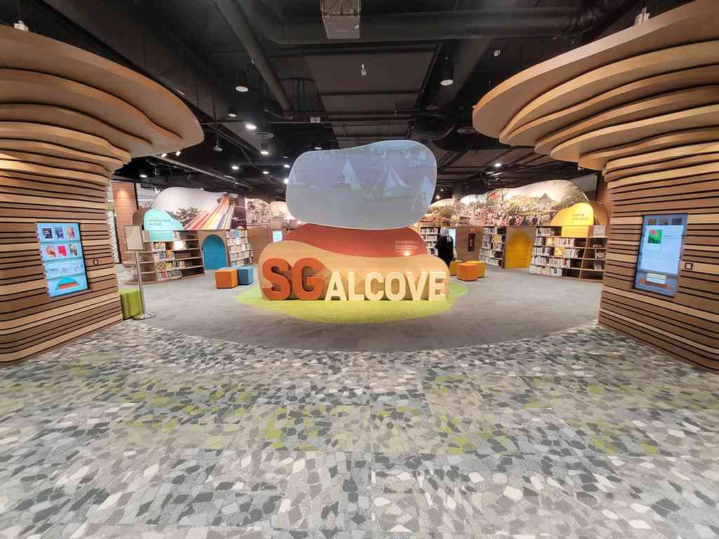 The SG Alcove area off the lobby area.