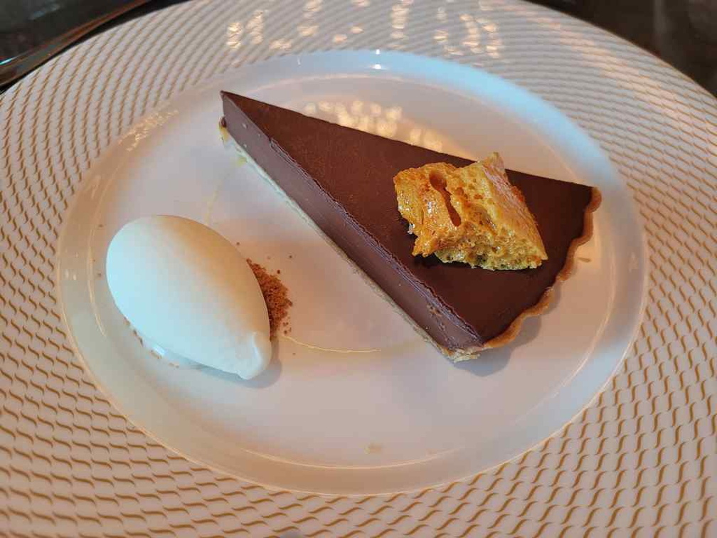 Manjari 64% Chocolate tart (68RM)