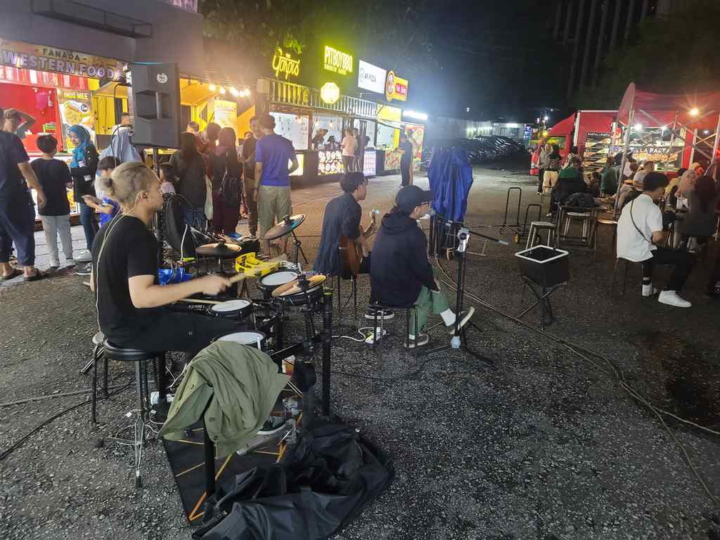 tapak-urban-street-dining-kl-29