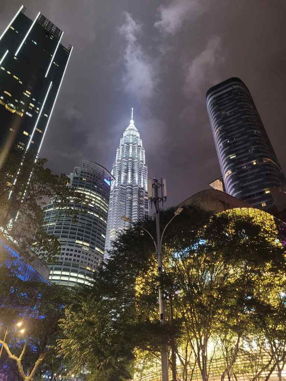 tapak-urban-street-dining-kl-01