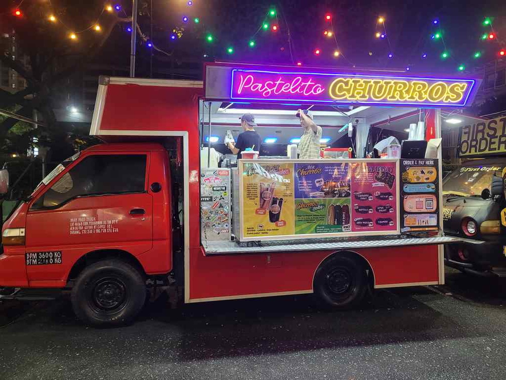 Churros store food truck