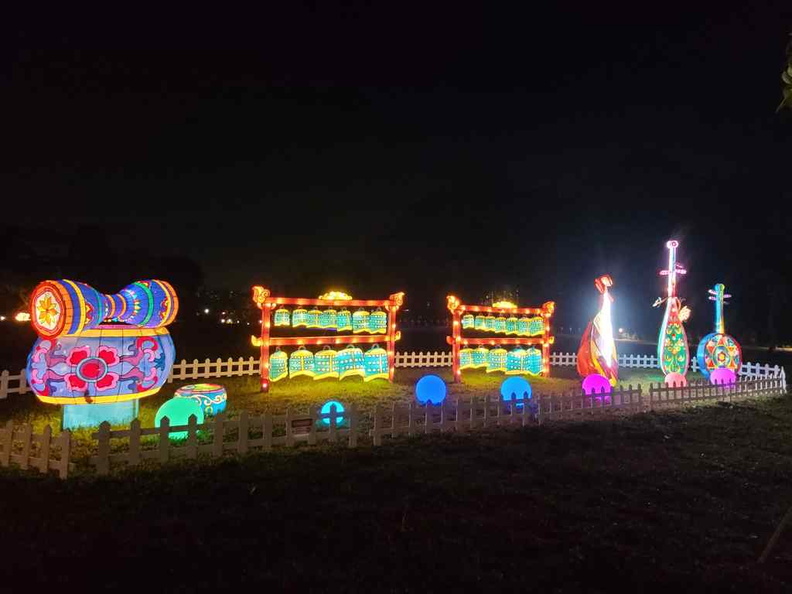 lights-by-lake-jurong-lake-gardens-2024-36