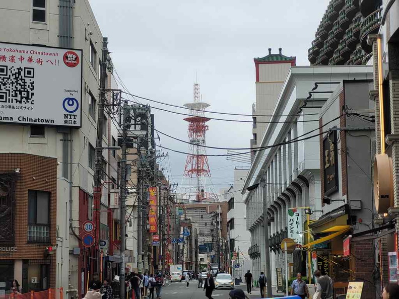 yokohama-city-japan-chinatown-02