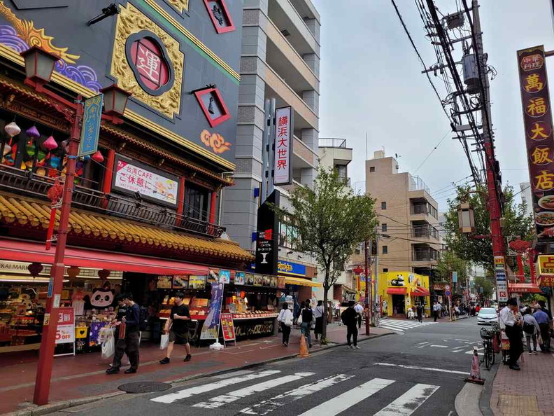 yokohama-city-japan-chinatown-14