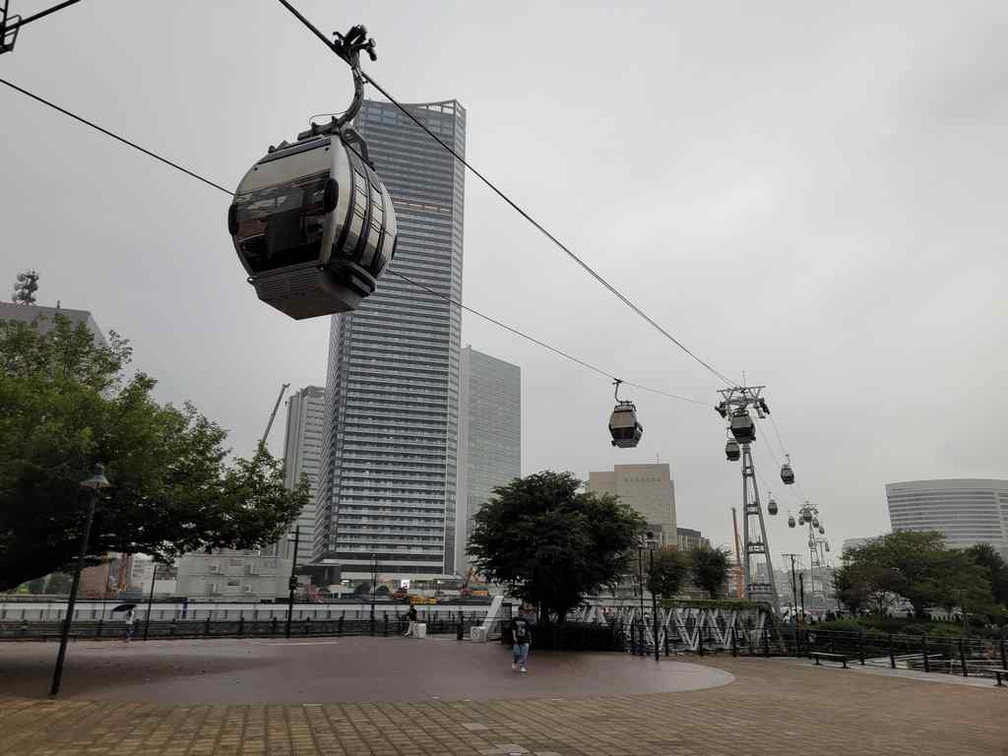 Yokohama air cabin connecting the business district to Shinko Island.