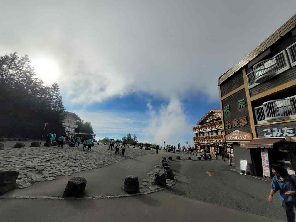 mt-fuji-japan-5th-station-04