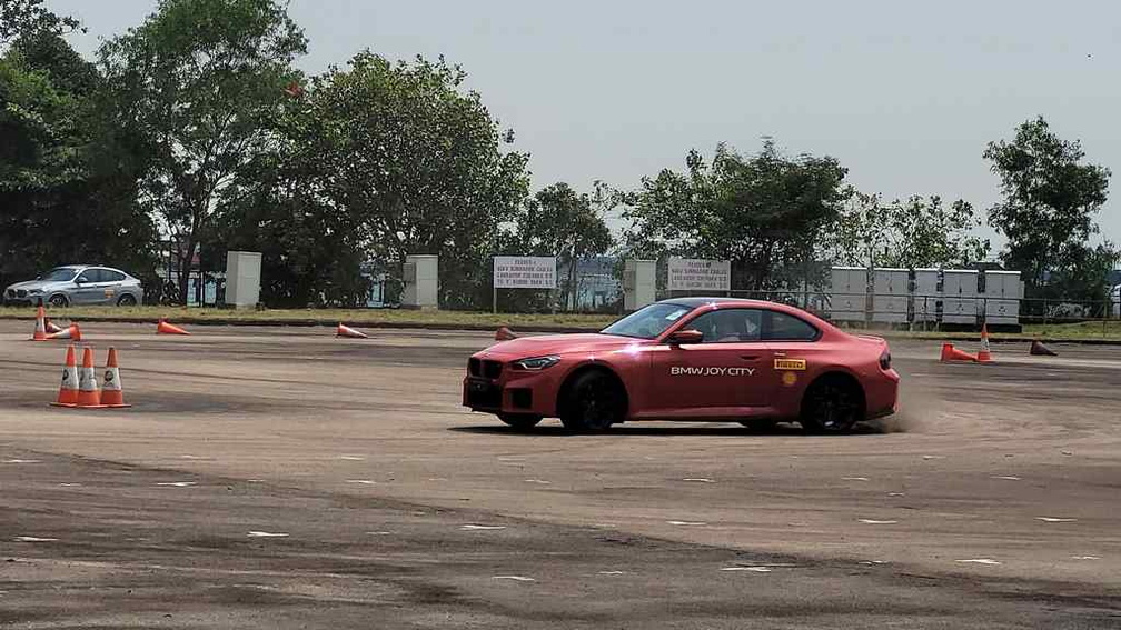 M2 drift