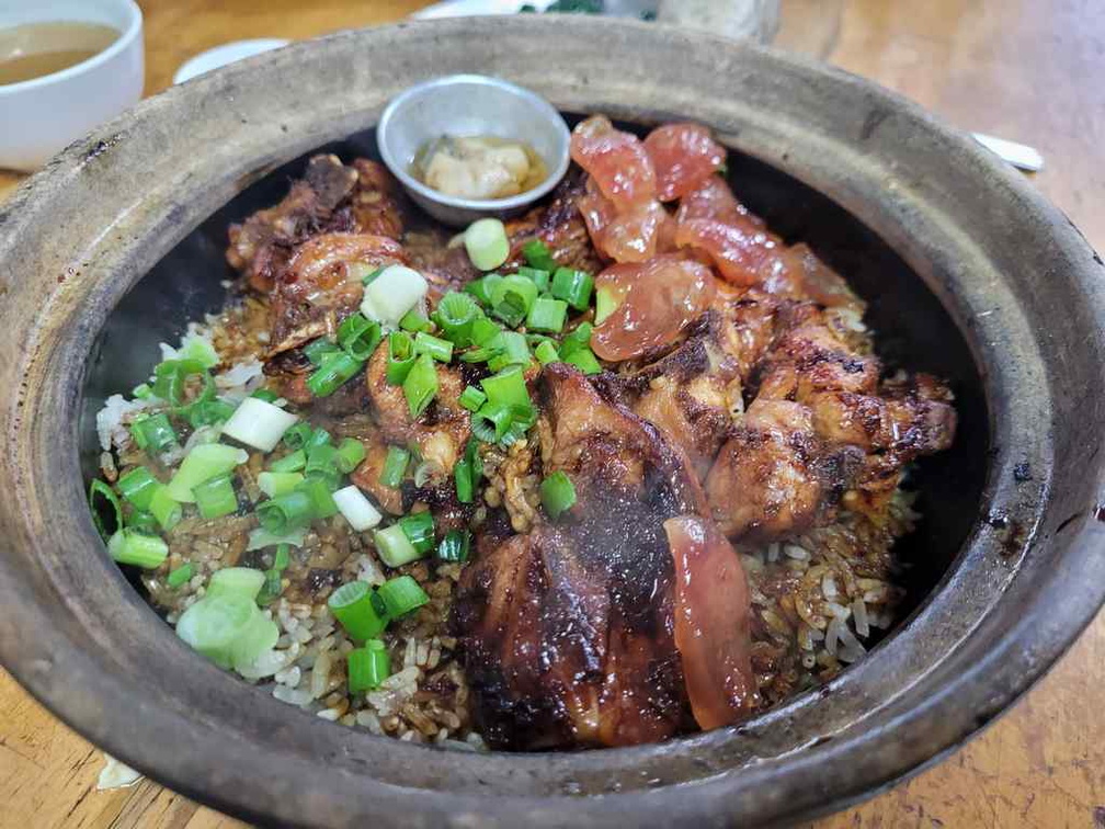 Claypot Chicken Rice large