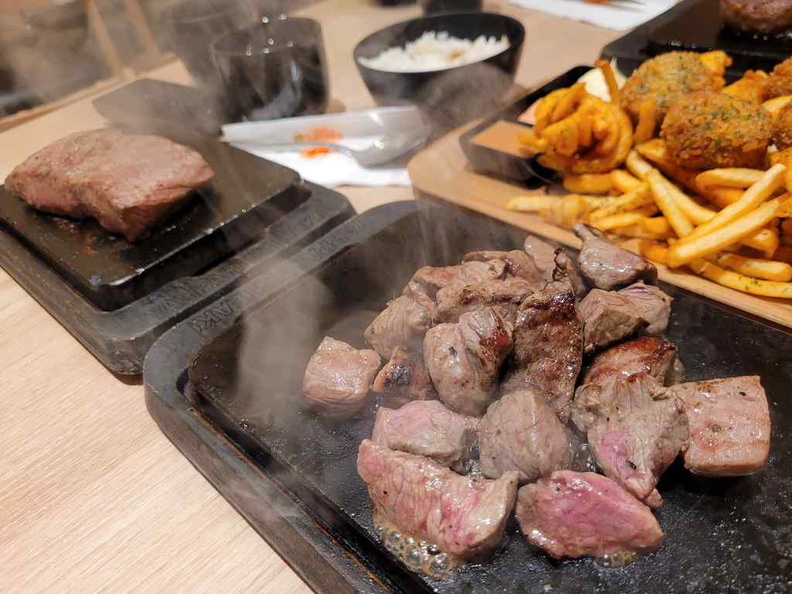 yappari-steak-vivocity-09