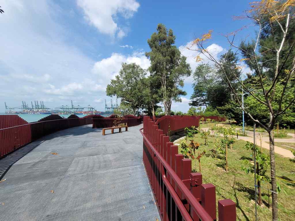 Boardwalk rest areas