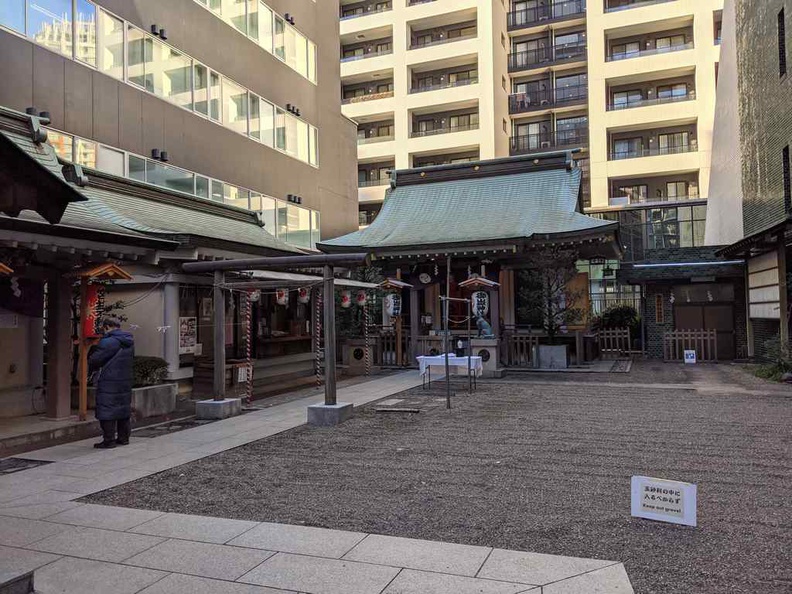 Miyamasumitake Wolf Shrine grounds