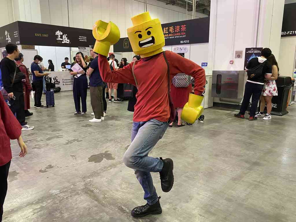 1:1 scale minifig! Cosplayers are a staple at the convention and there are lots of them.