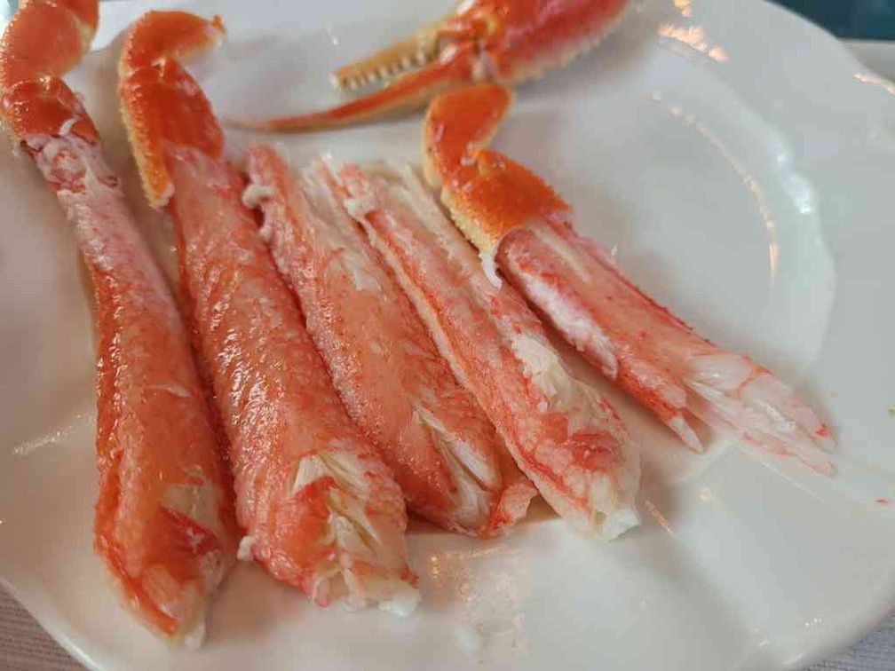 Quality fresh Snowcrab, a highlight offering here.