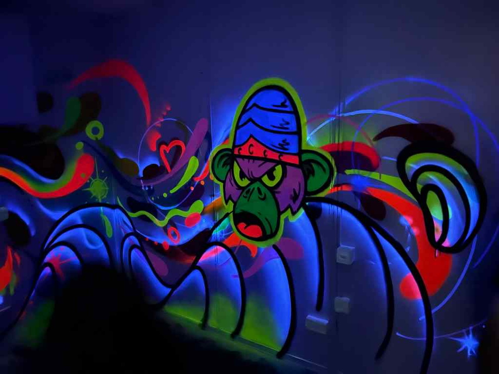 Glow in the dark graffiti gallery.