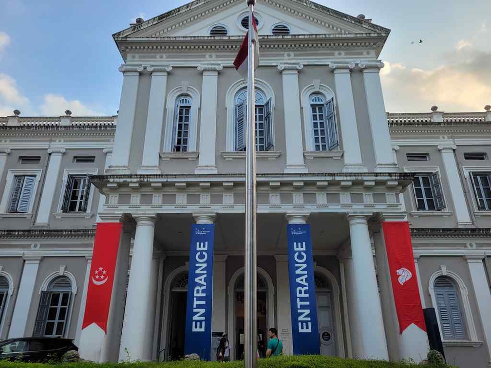 Secondary entrance exterior of National Museum.