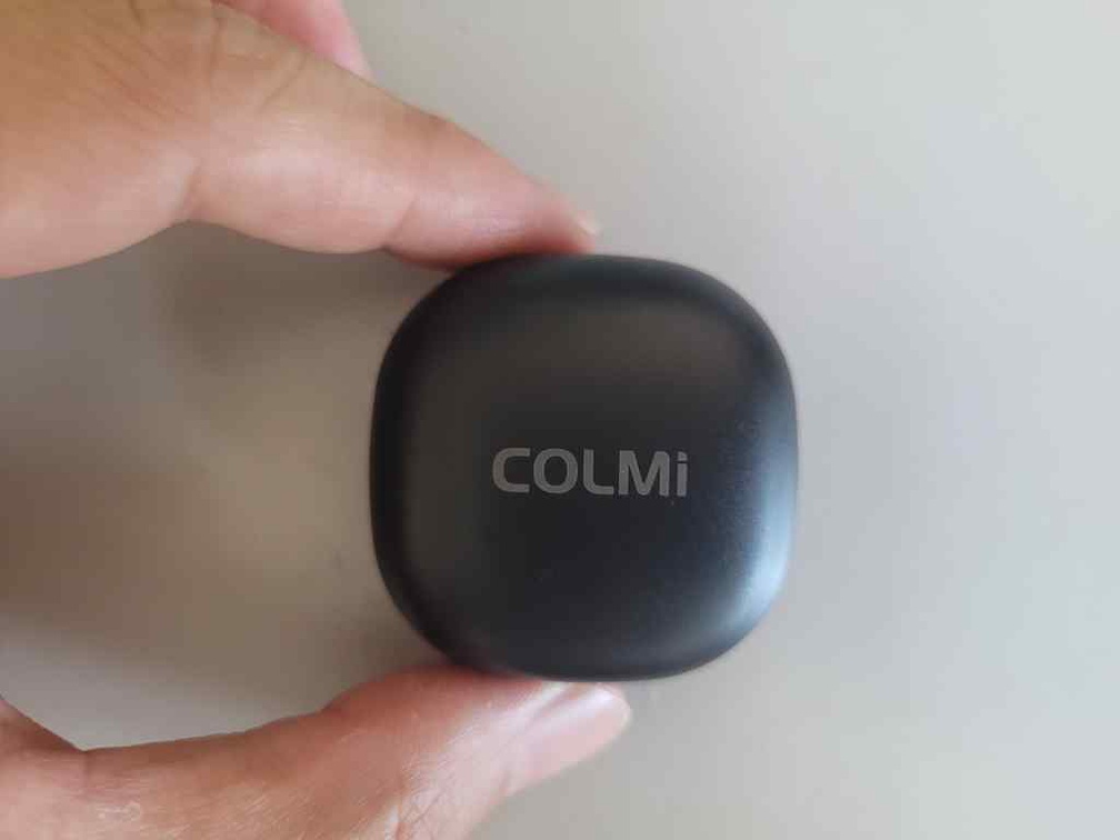 Colmi R10 tiny charge case Colmi R10 tiny charge case