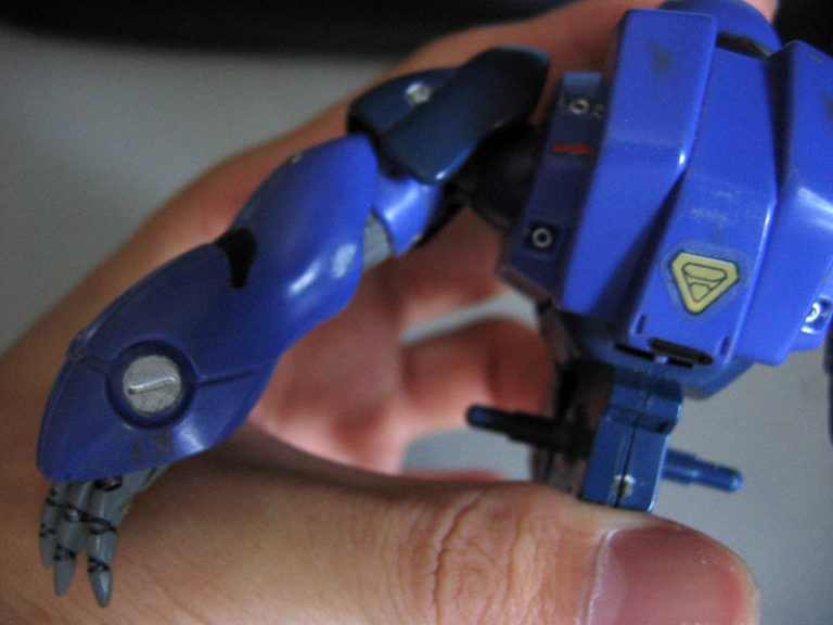 Tutorial: Introductory plastic kit-modeling – Assembling & decalling